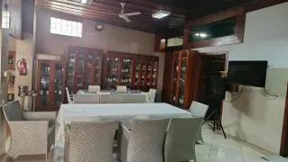 Ambiente e decoração do Restaurante Lugesmar em São Tomé